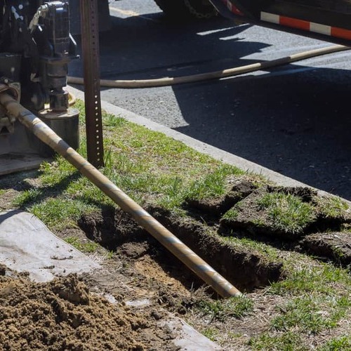 Trenchless pipe repair